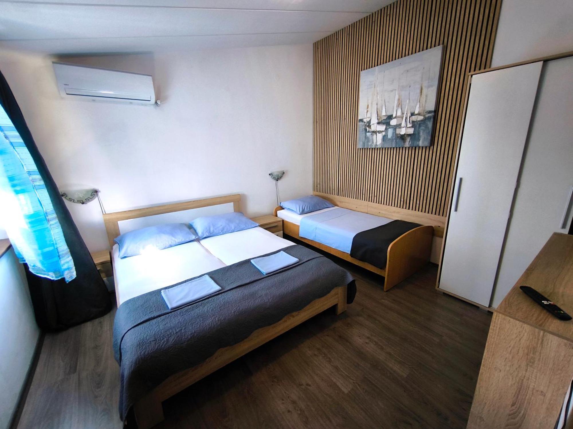 Apartmani Andrea Pula Chambre photo